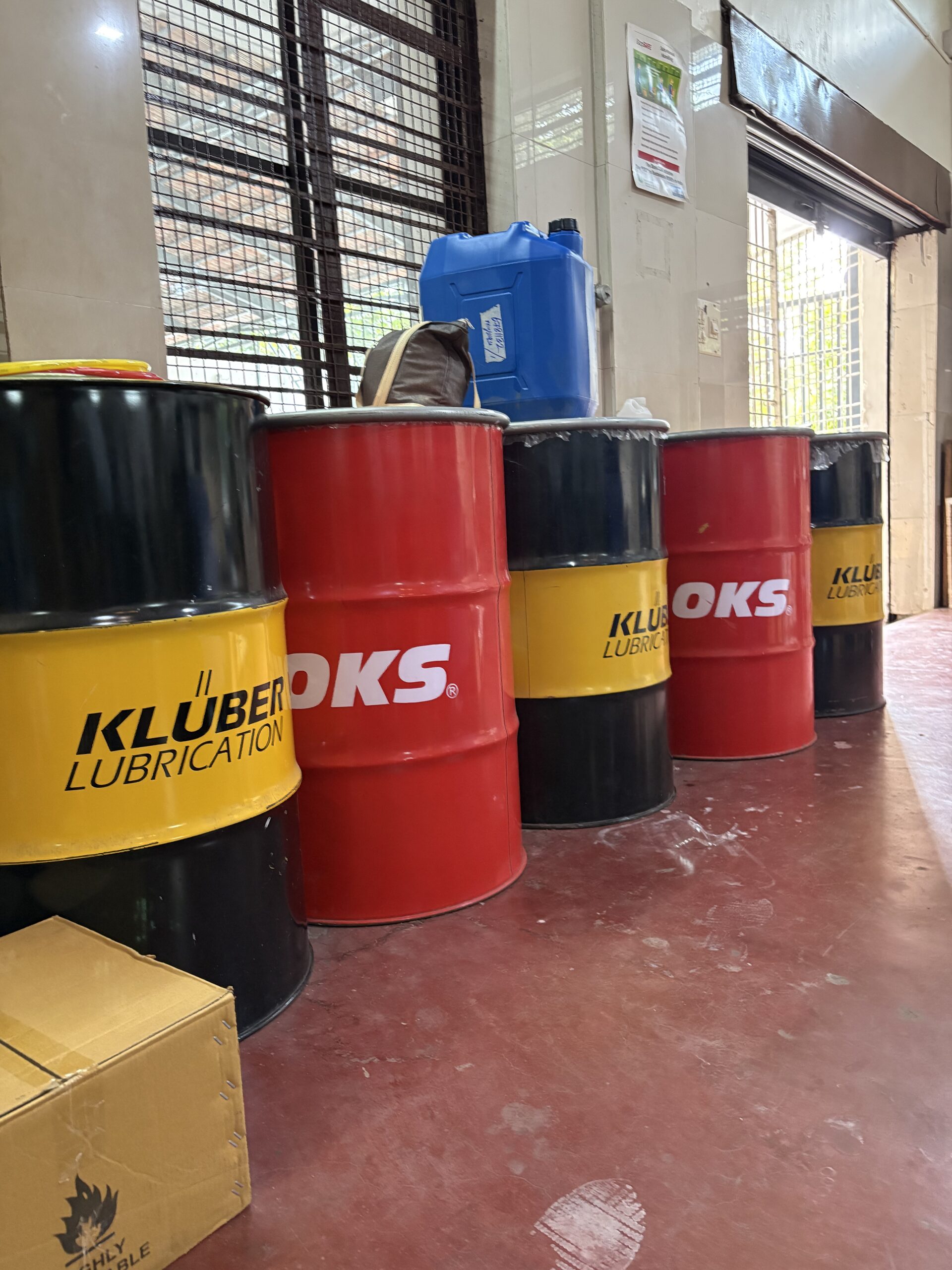 Oil seals and pneumatic fittings